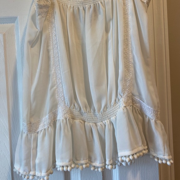 Lace Tunic - Picture 2 of 4